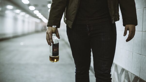 Feeling unfulfilled could lead to riskier, heavier alcohol use
